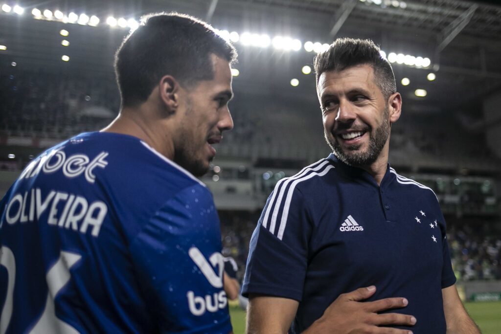 Craque Do Time Titular Abre O Jogo E Revela Propostas Para Sair Do Cruzeiro