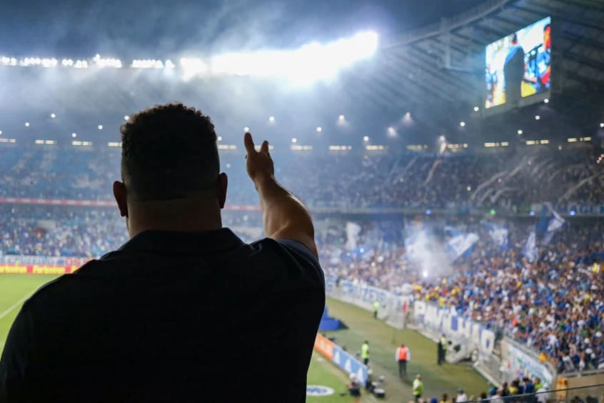 Ronaldo Fen Meno Se Declara Para O Cruzeiro Nas Redes Sociais