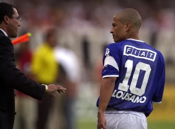 Ceará tenta contratar ídolo do Cruzeiro