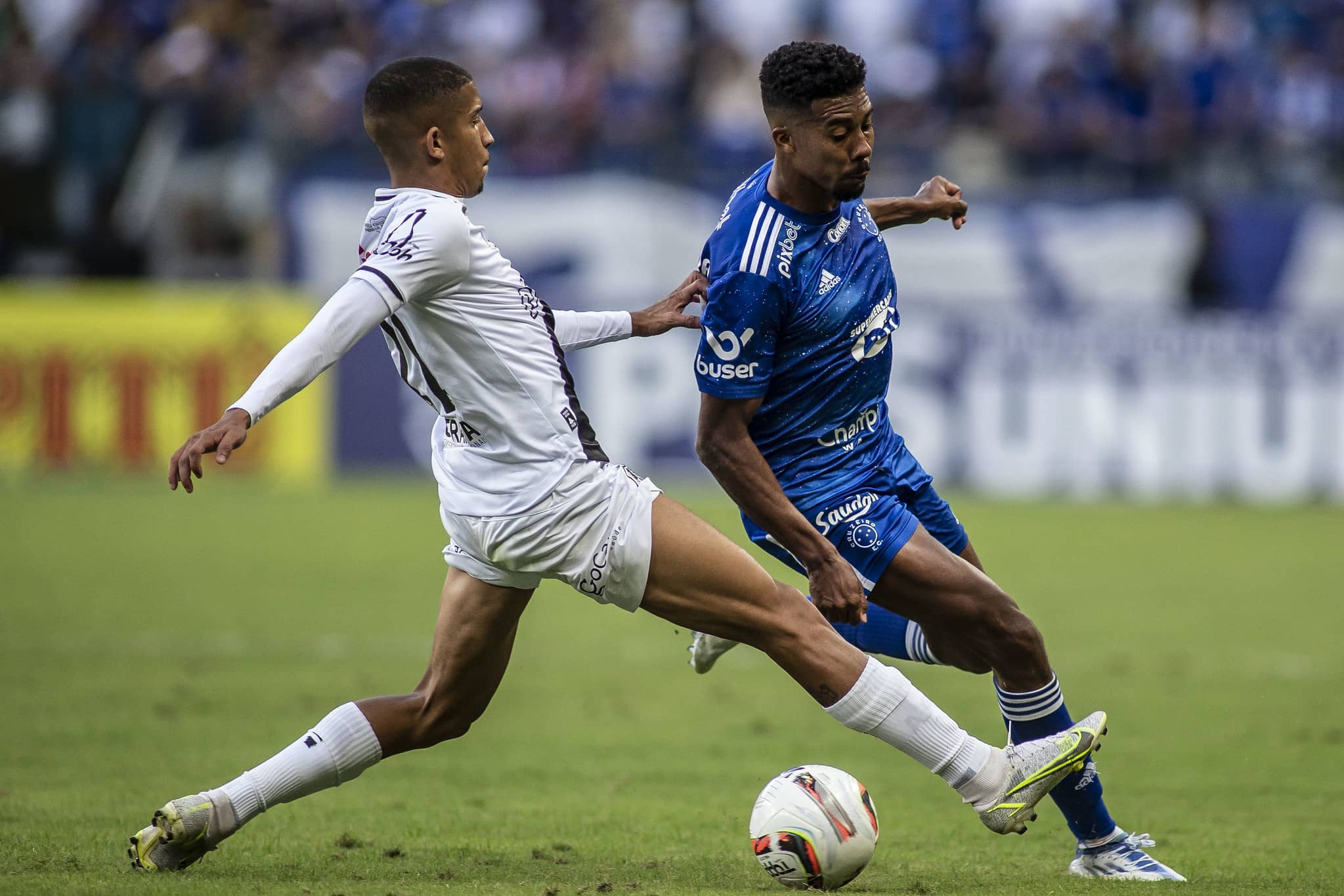 Cruzeiro: estreia de Wesley Gasolina rende elogios de Pezzolano