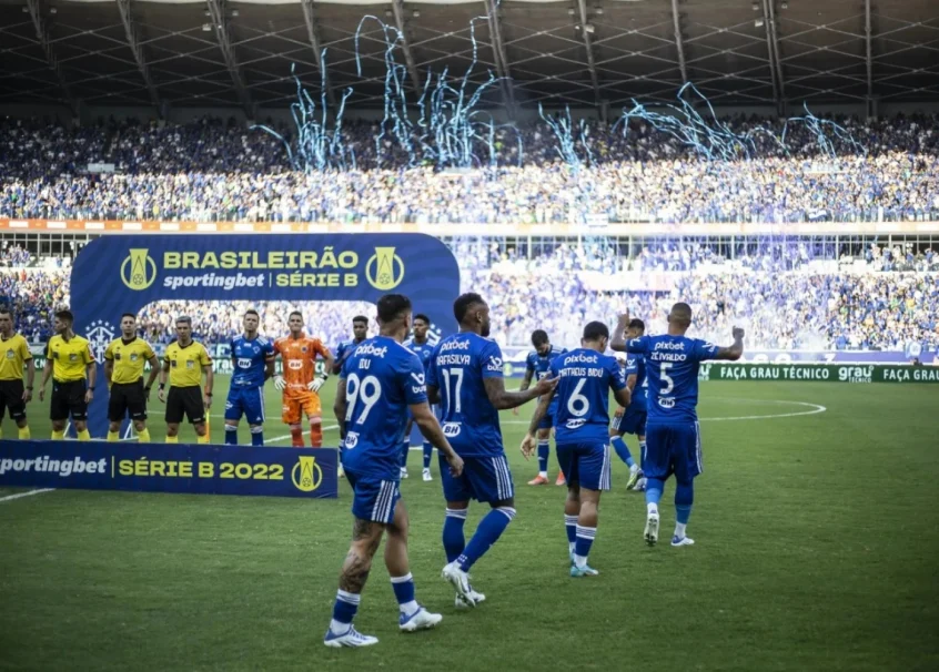 Cruzeiro pode fazer história e bater marca de Corinthians e Palmeiras na Série B