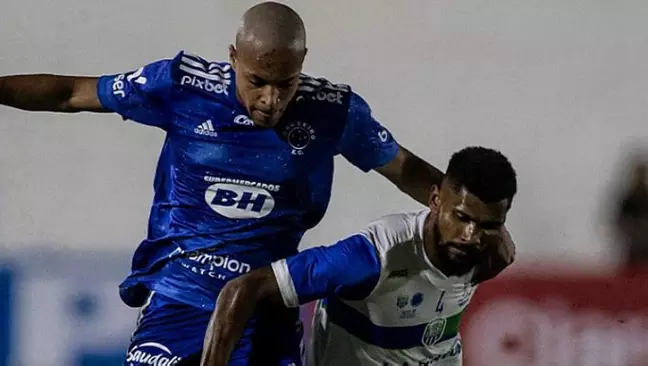 Rival do Cruzeiro na Copa do Brasil surpreende e faz homenagem para a Raposa