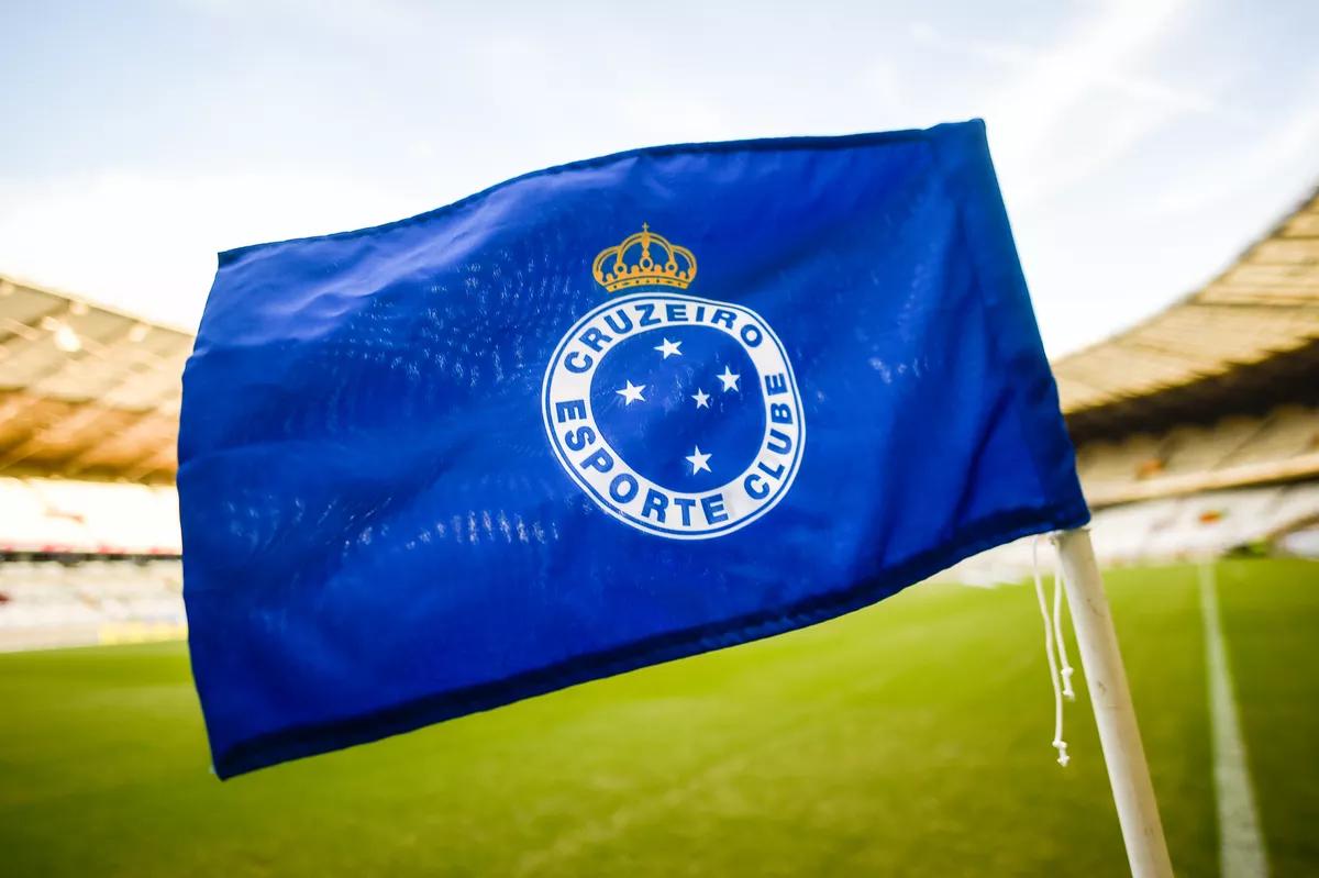 Cruzeiro supera fundo do poço e tem ação surpreendente com funcionários do clube