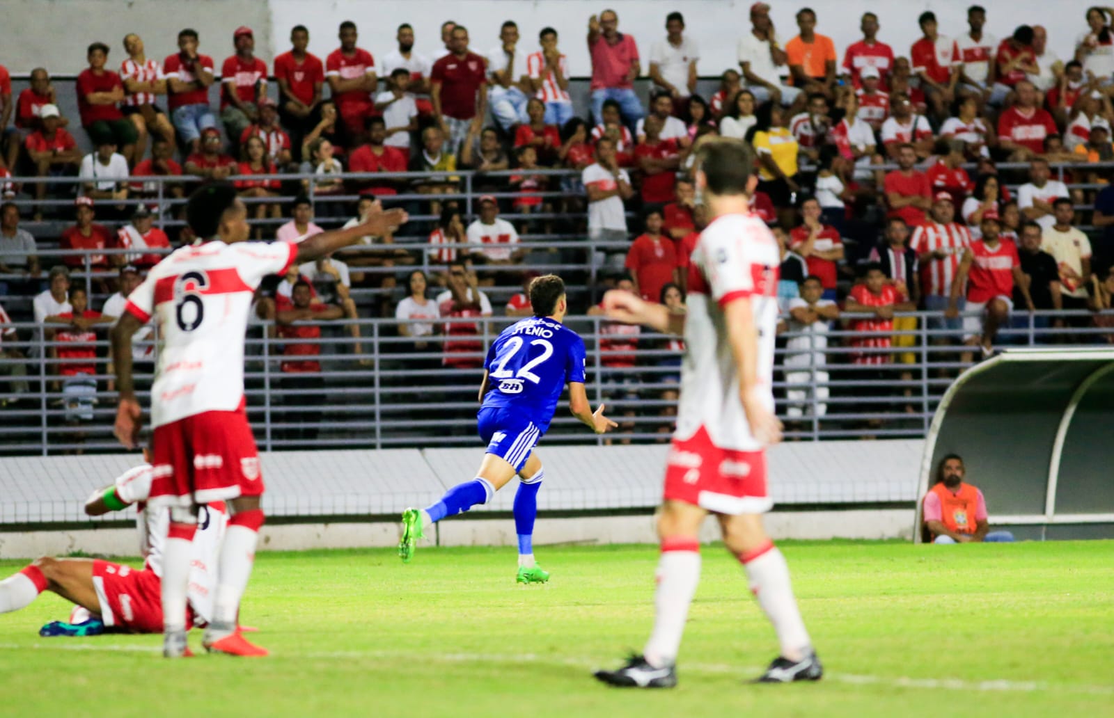 Gols De Série A! Cruzeiro Vence O CRB Por 2 A 0 E Está A Um Passo Do ...