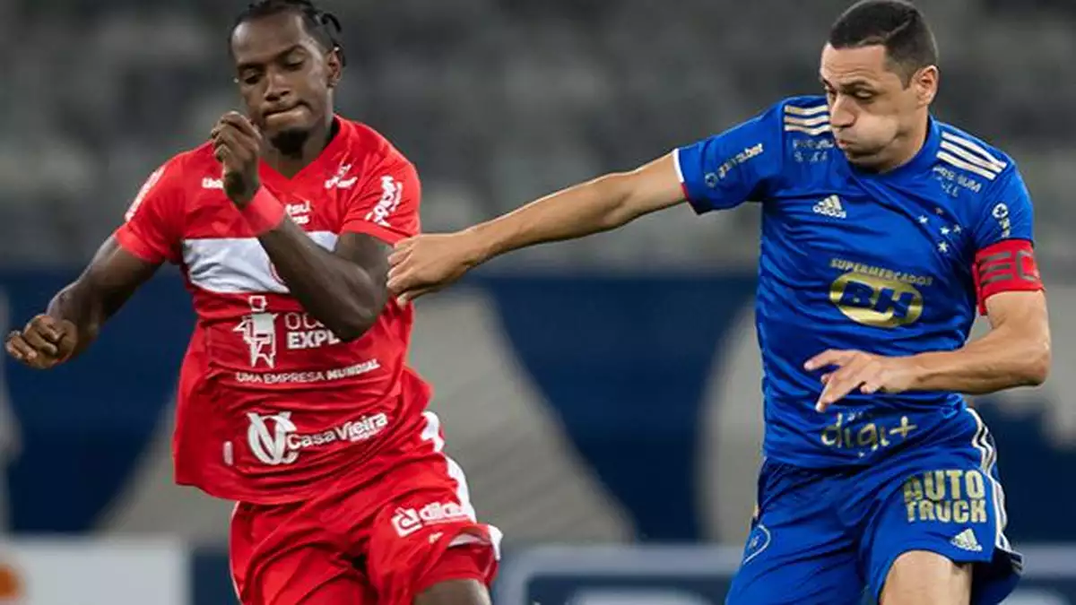 Em histórico de partidas na capital alagoana, Cruzeiro dá um baile no CRB