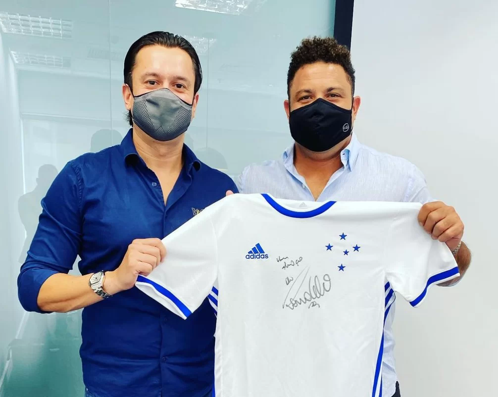 Relembre as principais mudanças de Ronaldo Fenômeno no Cruzeiro