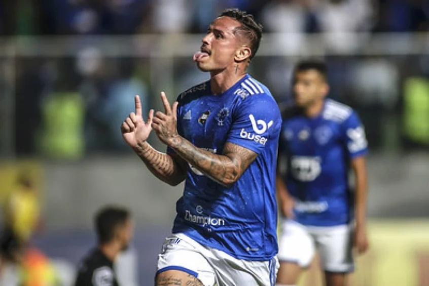 Artilheiro do Cruzeiro abre o jogo e revela preferências esportivas