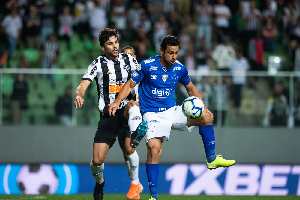Aniversariante do dia já saiu do Atlético-MG para jogar no Cruzeiro e gerou muita polêmica