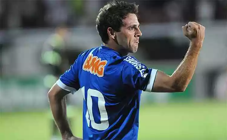 Cruzeiro terá presença ilustre no jogo de entrega da taça