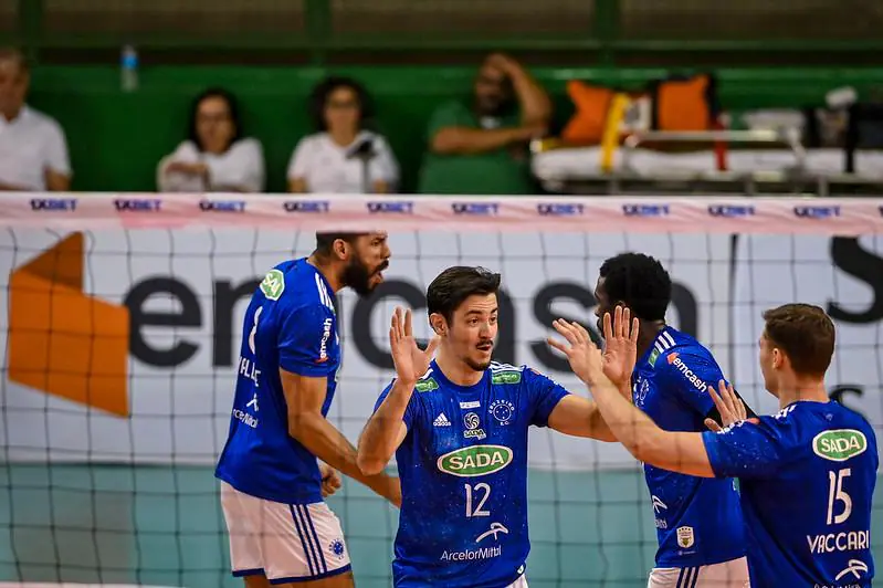Cruzeiro sofre derrota e perde invencibilidade