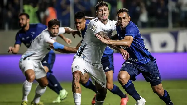 Pepa mal chegou e já encerra ciclo no Cruzeiro após vitória na Série A