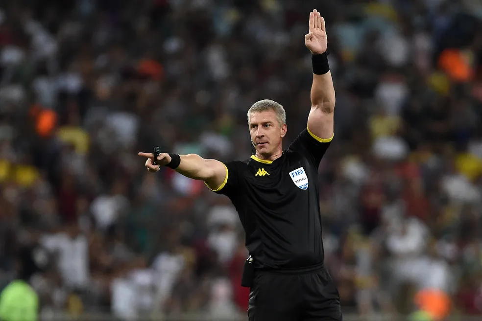 CBF divulga áudio do VAR em gol do Corinthians e a conversa vai te deixar espantado