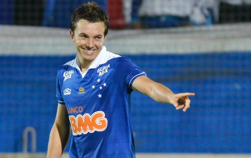 Cruzeiro tinha campanha histórica na 12ª do Brasileirão em 2014