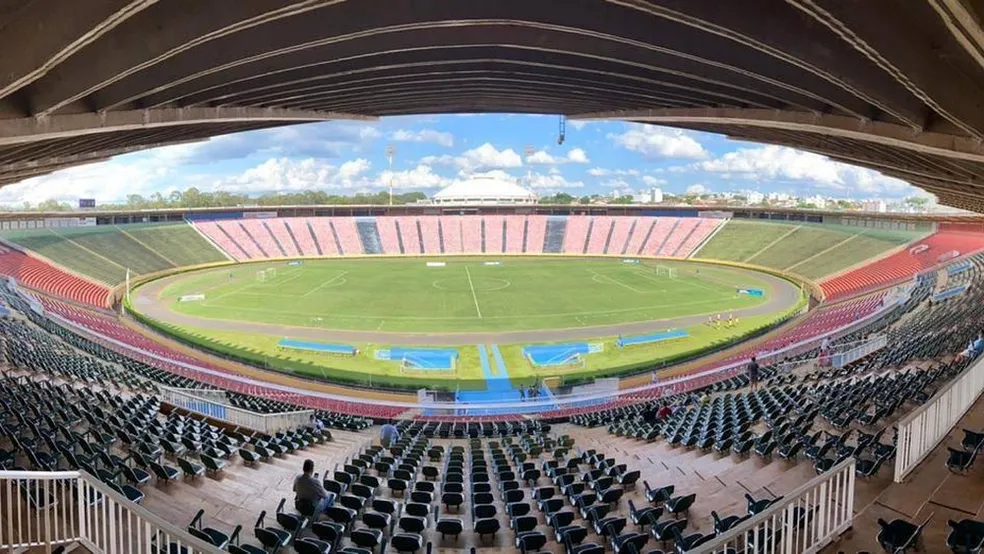 Estádio Parque do Sabiá