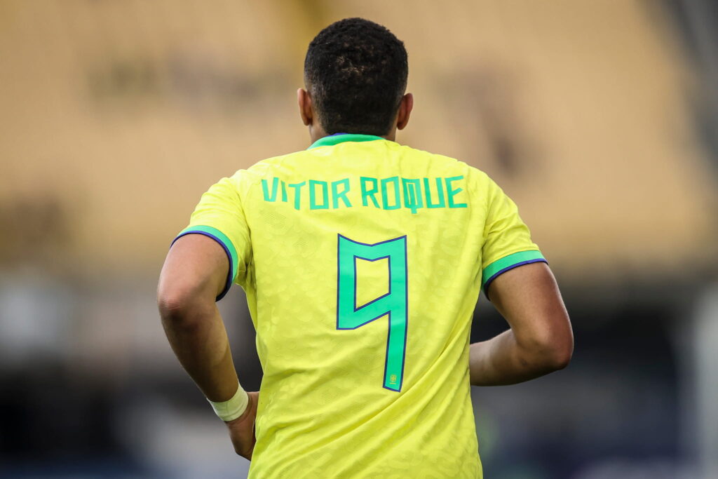 Vitor Roque Será Vendido Por Muito Menos Que O Cruzeiro Esperava