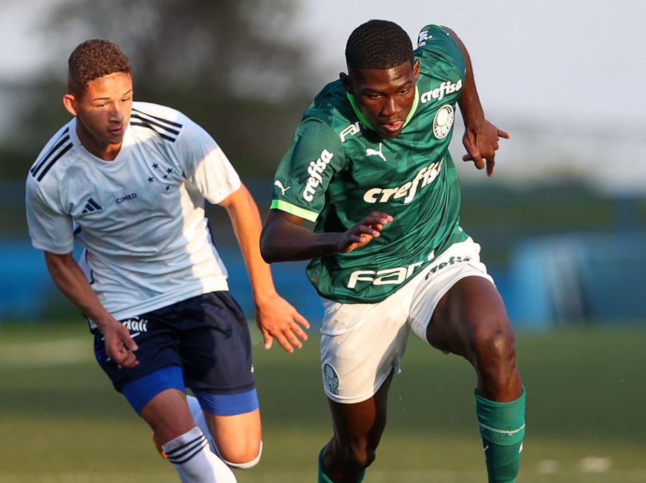 Cruzeiro Não Dá Conta Do Recado E Sofre Goleada Para O Palmeiras