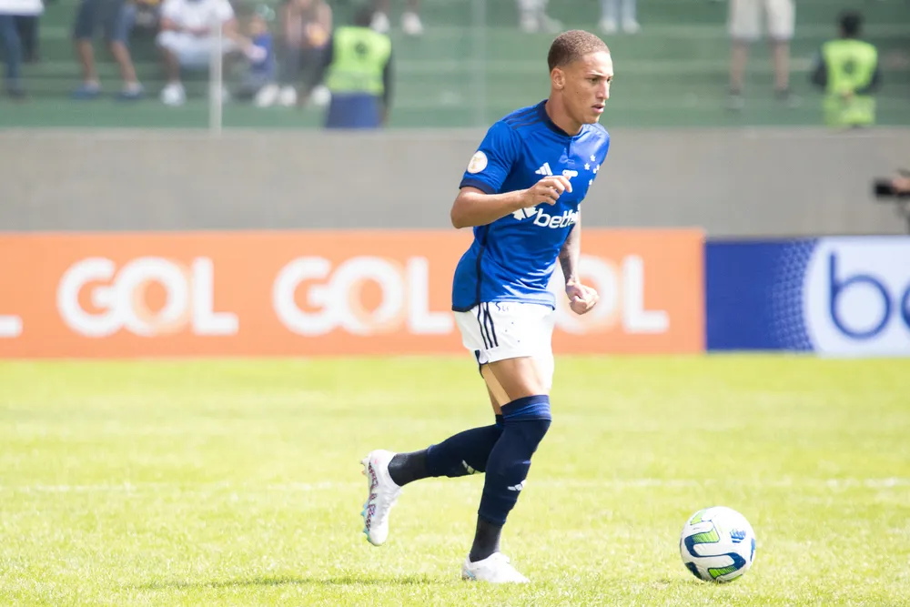 Robert comentou a sensação de ter marcado o gol salvador do Cruzeiro