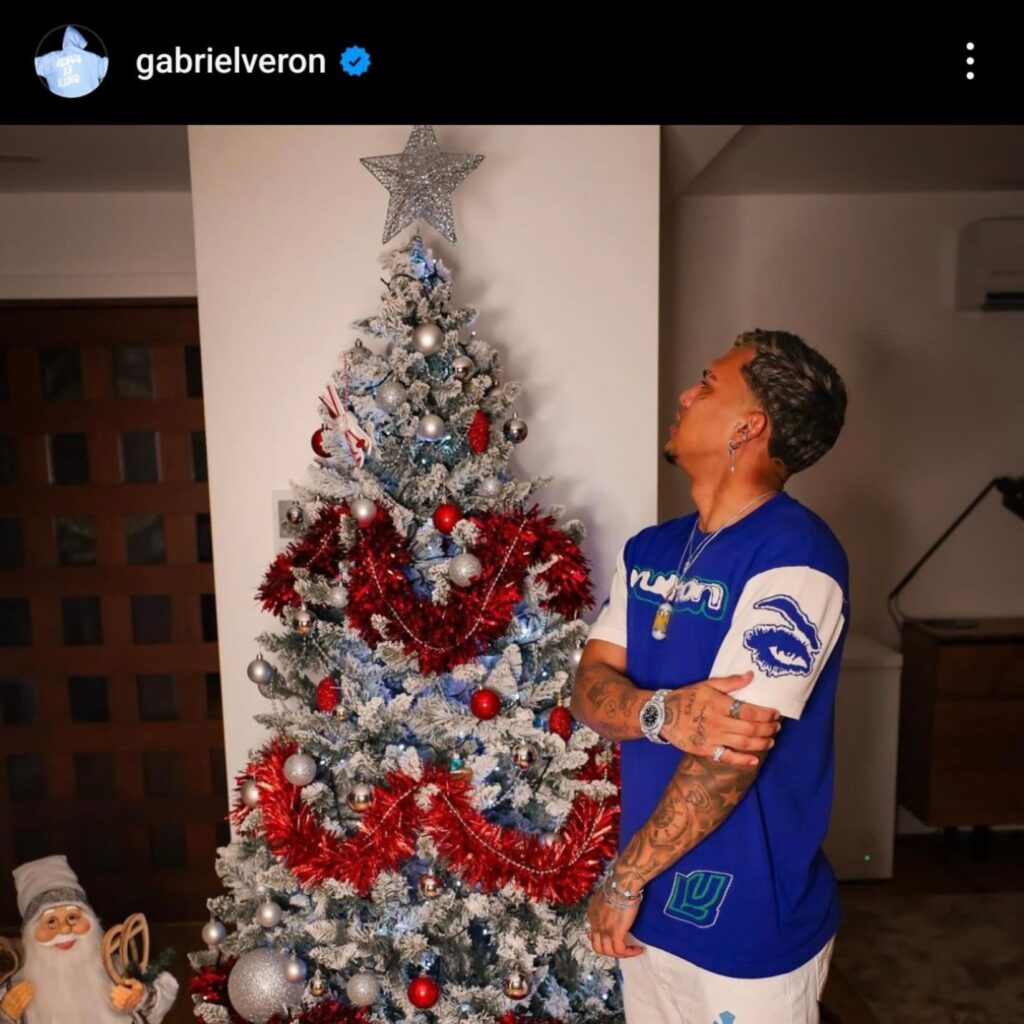 Foto publicada por atacante entrega acerto com o Cruzeiro antes de anúncio oficial 1 GCJwtJLWMAAW1r3
