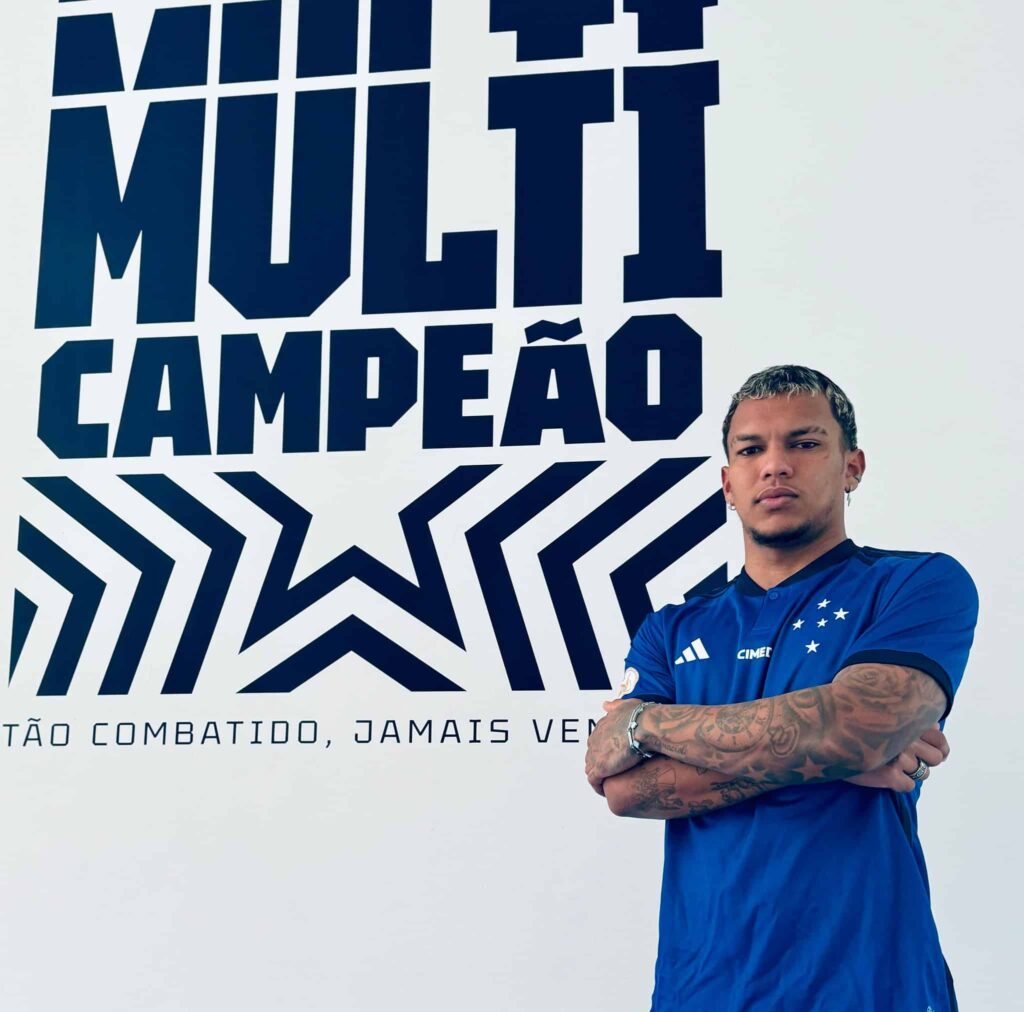 Saída de Wesley do Cruzeiro se transforma em novela 1 53444533448 f105d0e1e0 k 1