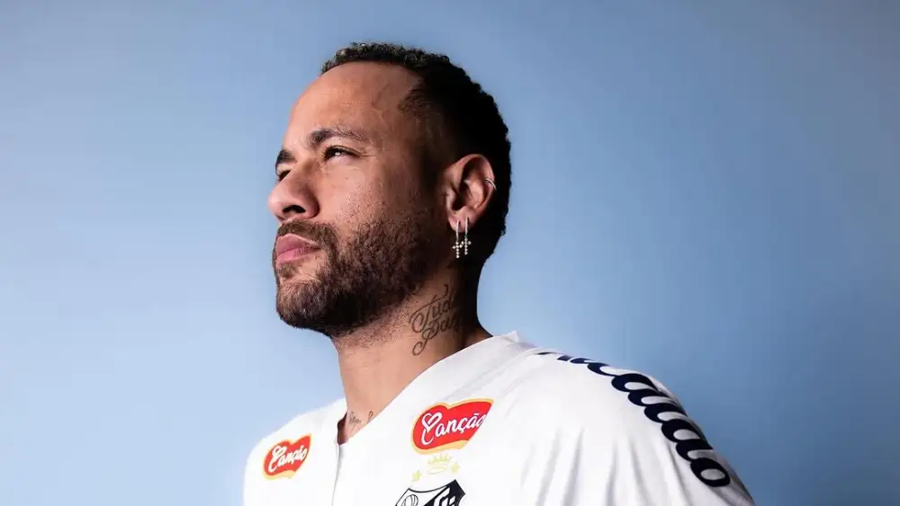 Neymar está se preparando para assinar vínculo vitalício longe do Santos