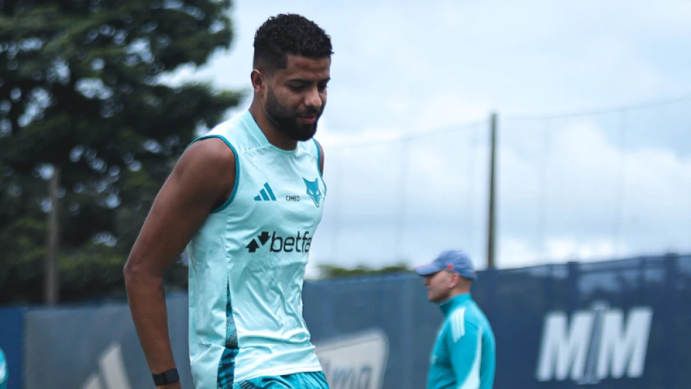 Jardim ganha duas opções para substituir João Marcelo no Cruzeiro