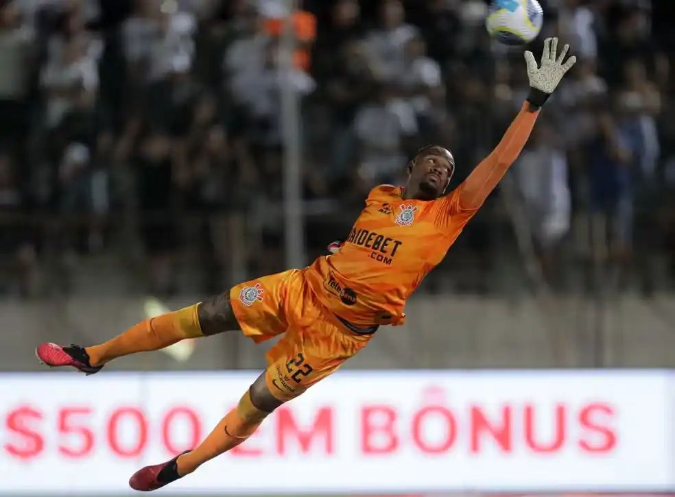Tudo que sabemos sobre a chegada de Carlos Miguel no Cruzeiro