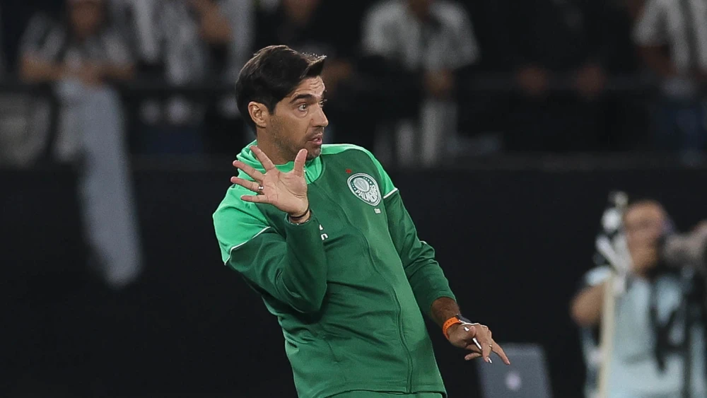 Cruzeiro fez besteira e perdeu jogador de R$ 374 milhões para o Palmeiras