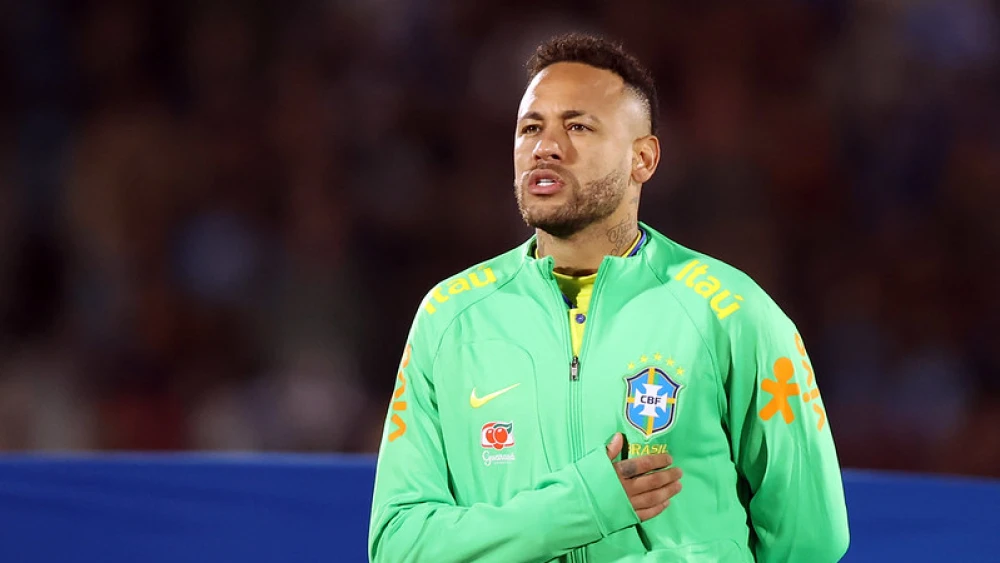 Robert deve assumir o lugar de Neymar nos próximos dias
