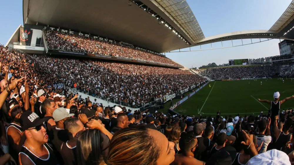 Corinthians é cobrado em R$ 3,7 milhões por cria do Cruzeiro e empresário