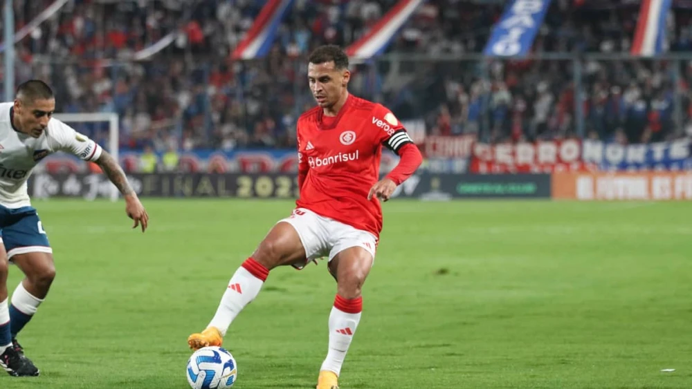 Craque considerado melhor que Alan Patrick no Inter topou assinar com o Cruzeiro