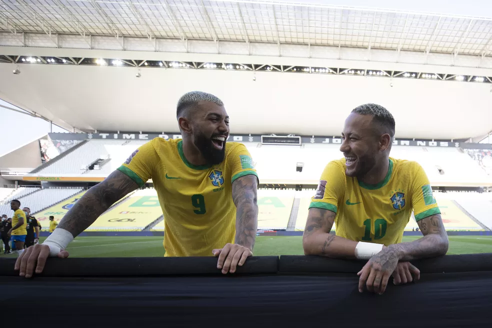 Contratação de Neymar e Gabigol foi tratada como irresponsabilidade por presidente de rival alvinegro