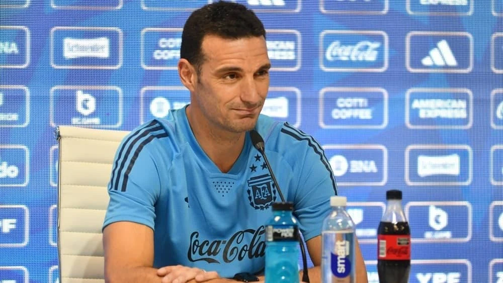 Lateral que o Cruzeiro queria contratar vem sendo observado por Scaloni para a Seleção Argentina