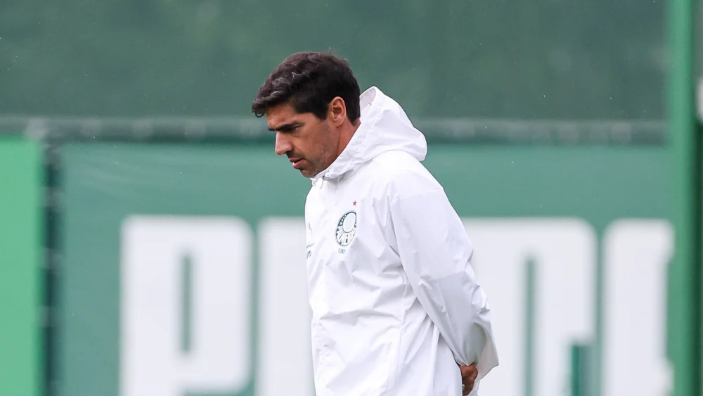 Declaração pega mal no Palmeiras e Abel Ferreira precisou pedir desculpas
