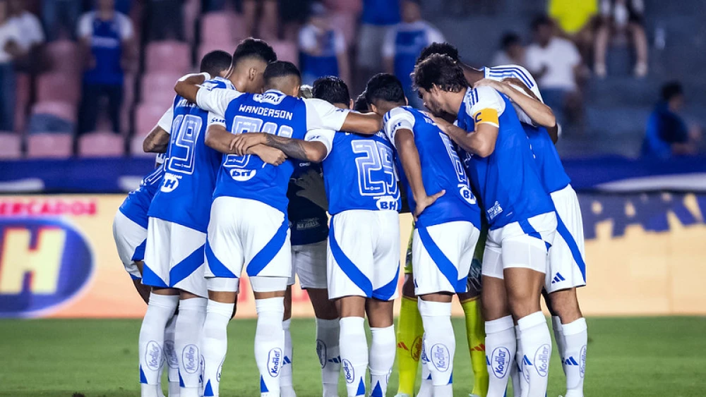 Logo após vitória sobre o Vasco, Cruzeiro assume liderança na Série A