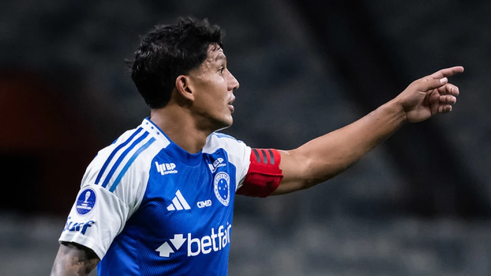 Cássio e Lucas Romero só foram avisados e podem estar de saída rápida do Cruzeiro