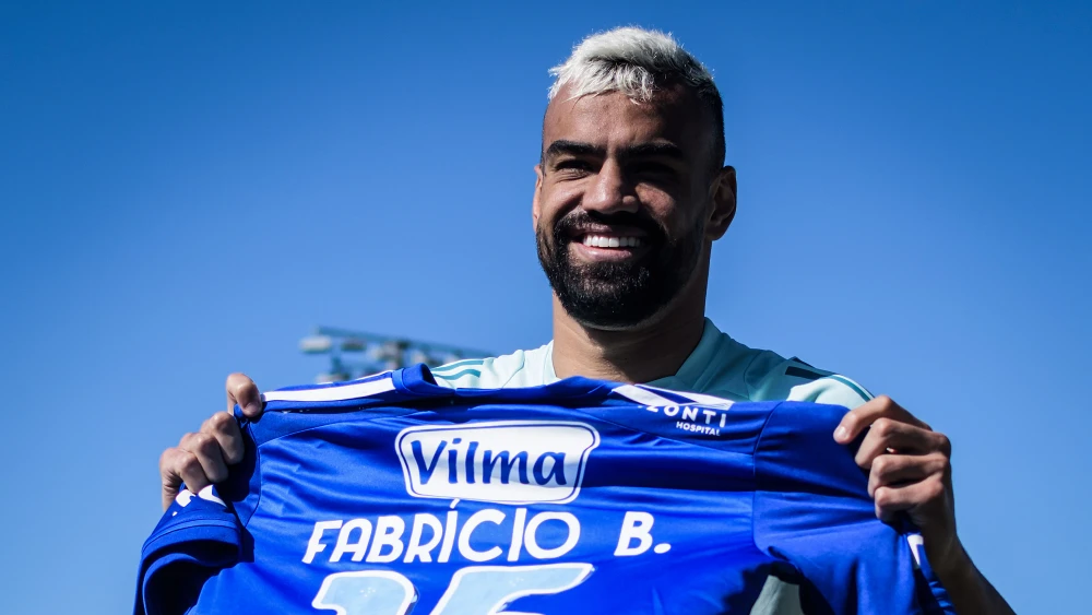 Flamengo vendeu Fabrício Bruno ao Cruzeiro e agora está arrependido