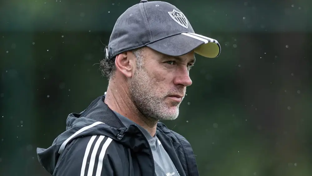 Gabriel Milito nem precisou de tempo para pensar e respondeu proposta do Fluminense