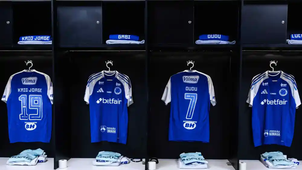 Volante com pulmão de aço deve reforçar o Cruzeiro a partir da próxima janela