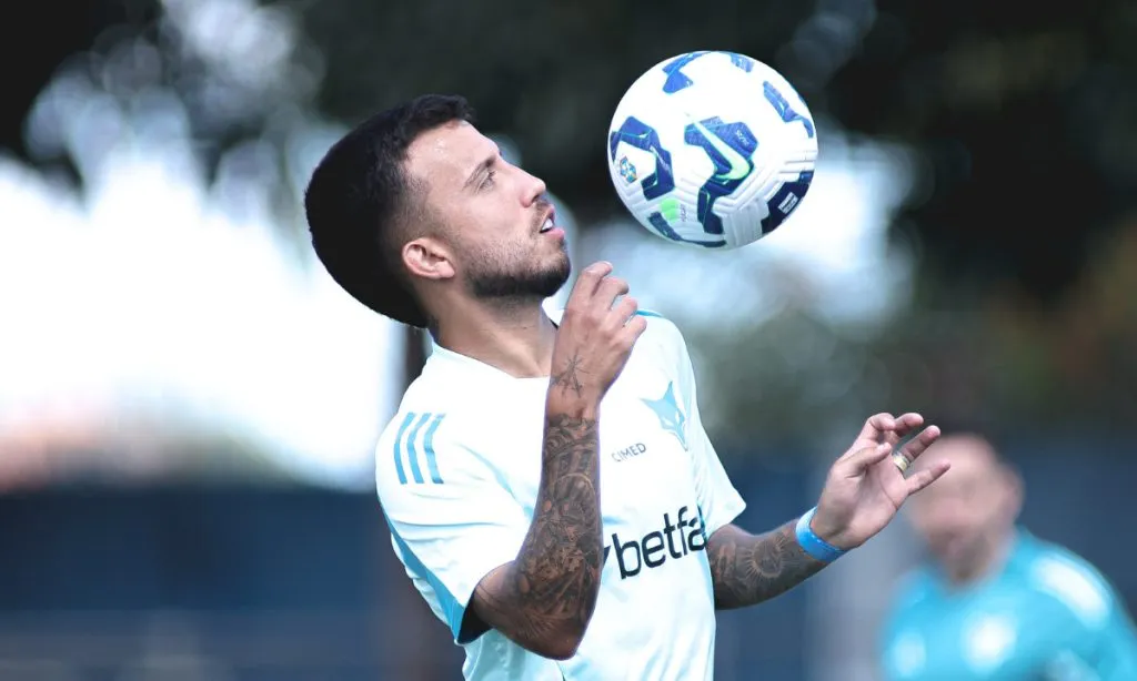 Prazo para Matheus Henrique voltar a jogar pelo Cruzeiro é revelado