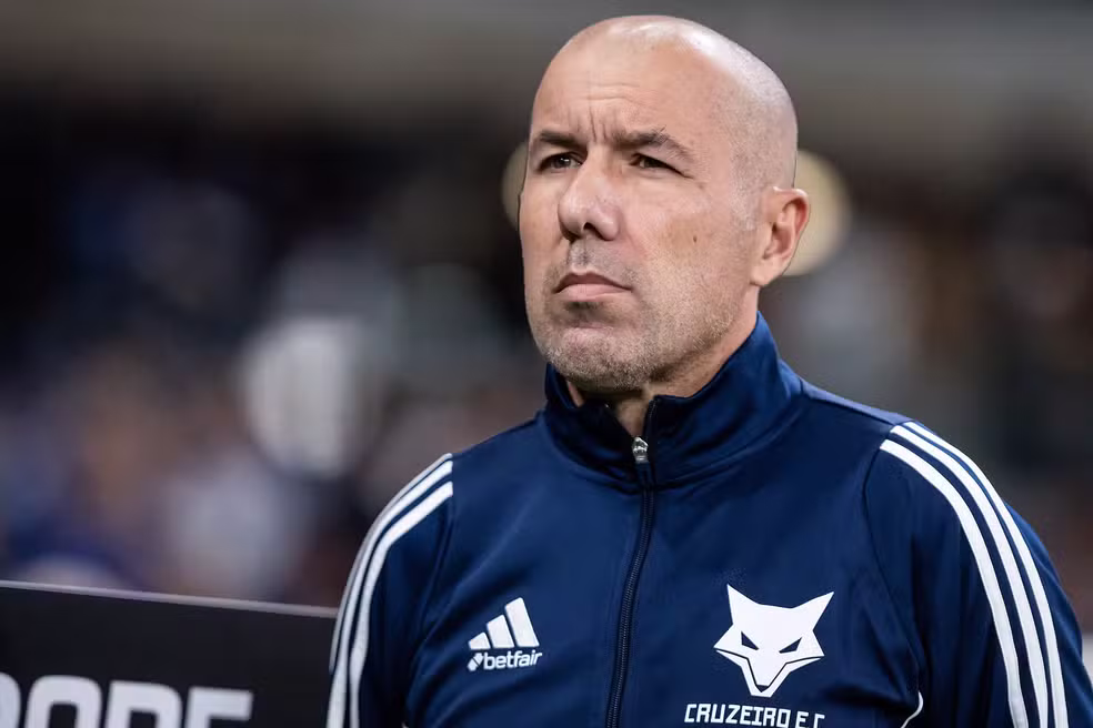 Leonardo Jardim comemora e muito: Zagueiro foi LIBERADO para jogar