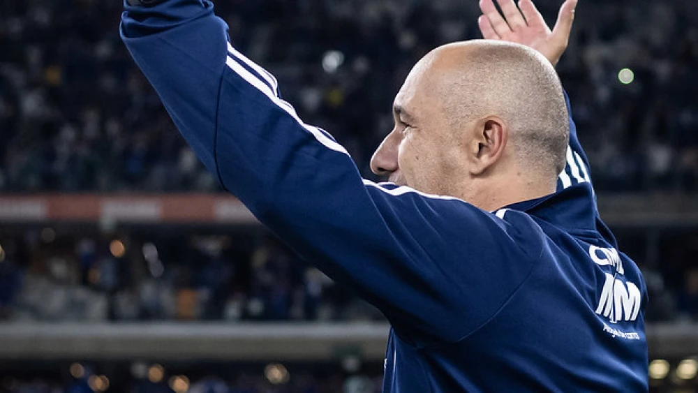 Leonardo Jardim não teme inimizade e cita jogadores “descompromissados” com o Cruzeiro