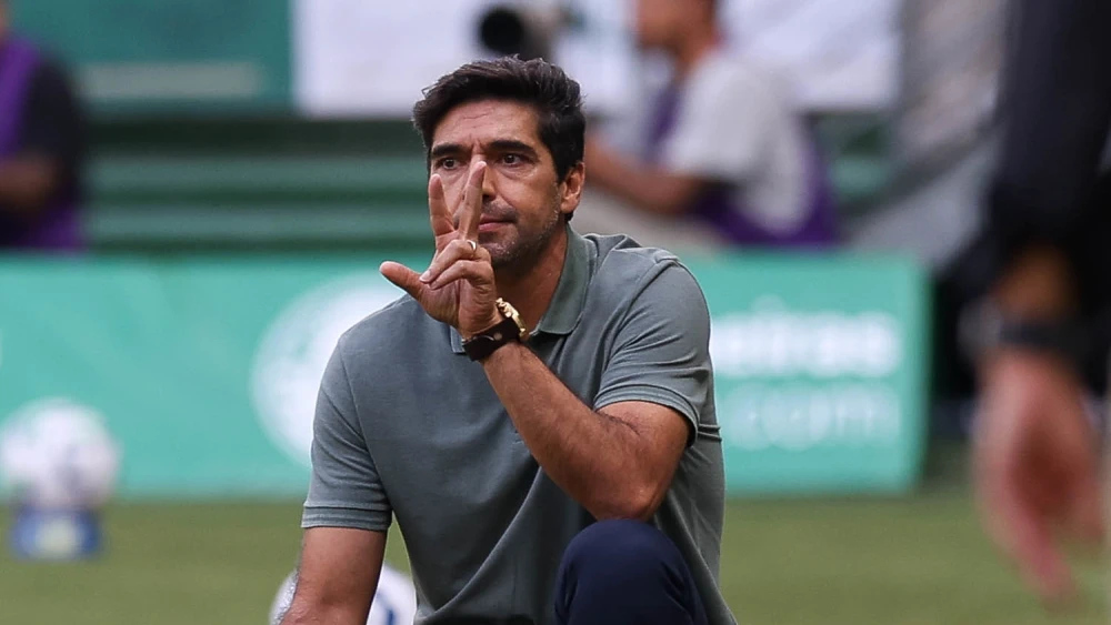 Abel Ferreira terá nova dupla titular para enfrentar o Cruzeiro