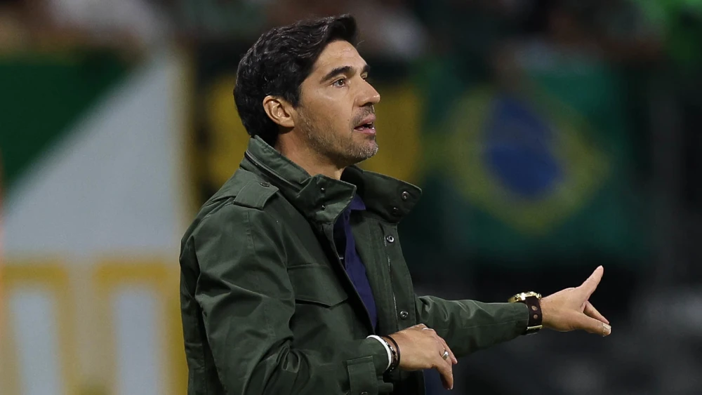 Abel Ferreira está muito feliz com essa decisão da CBF para Cruzeiro x Palmeiras