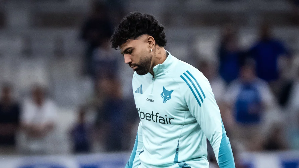 Gabigol sente a posterior da coxa e desfalca o Cruzeiro