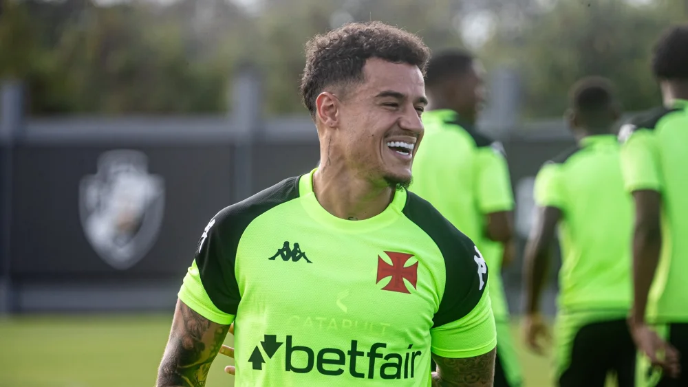 Philippe Coutinho gera influência e Bruno Guimarães já apareceu no CT do Vasco