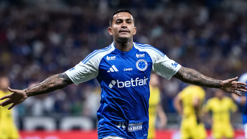 Mesmo com saída, Cruzeiro pagará salários de Dudu até o final do ano