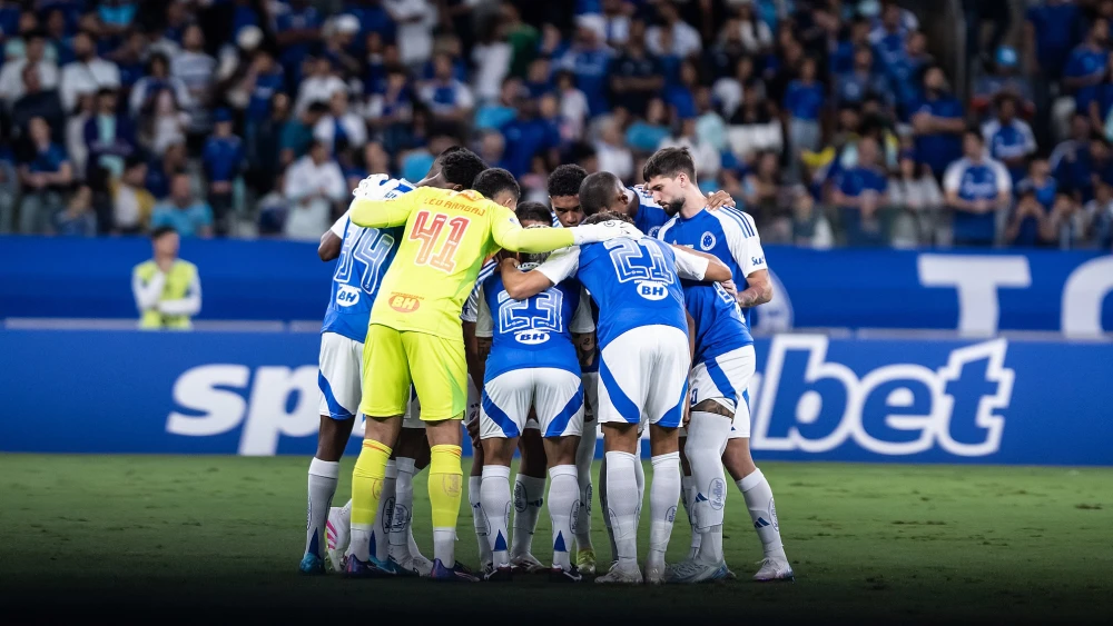 Leonardo Jardim trabalha calado e Cruzeiro ganha reforço para enfrentar o Palmeiras