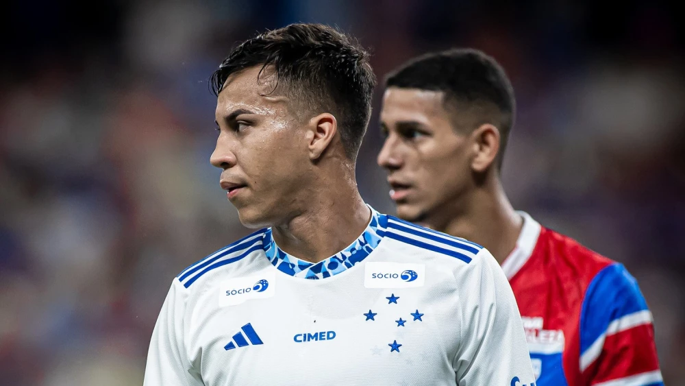 Ídolo do Flamengo não fica em cima do muro e fala em levar Kaio Jorge