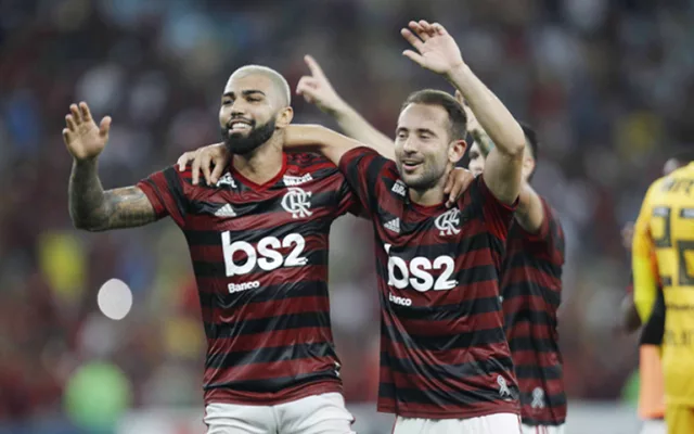 Dividiu posto de ídolo com Gabigol no Flamengo e agora está de volta ao Rubro-Negro