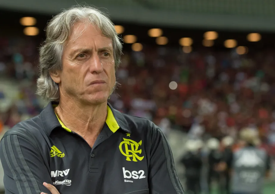 Seleção pega todo mundo de surpresa e Jorge Jesus ainda pode assumir comando